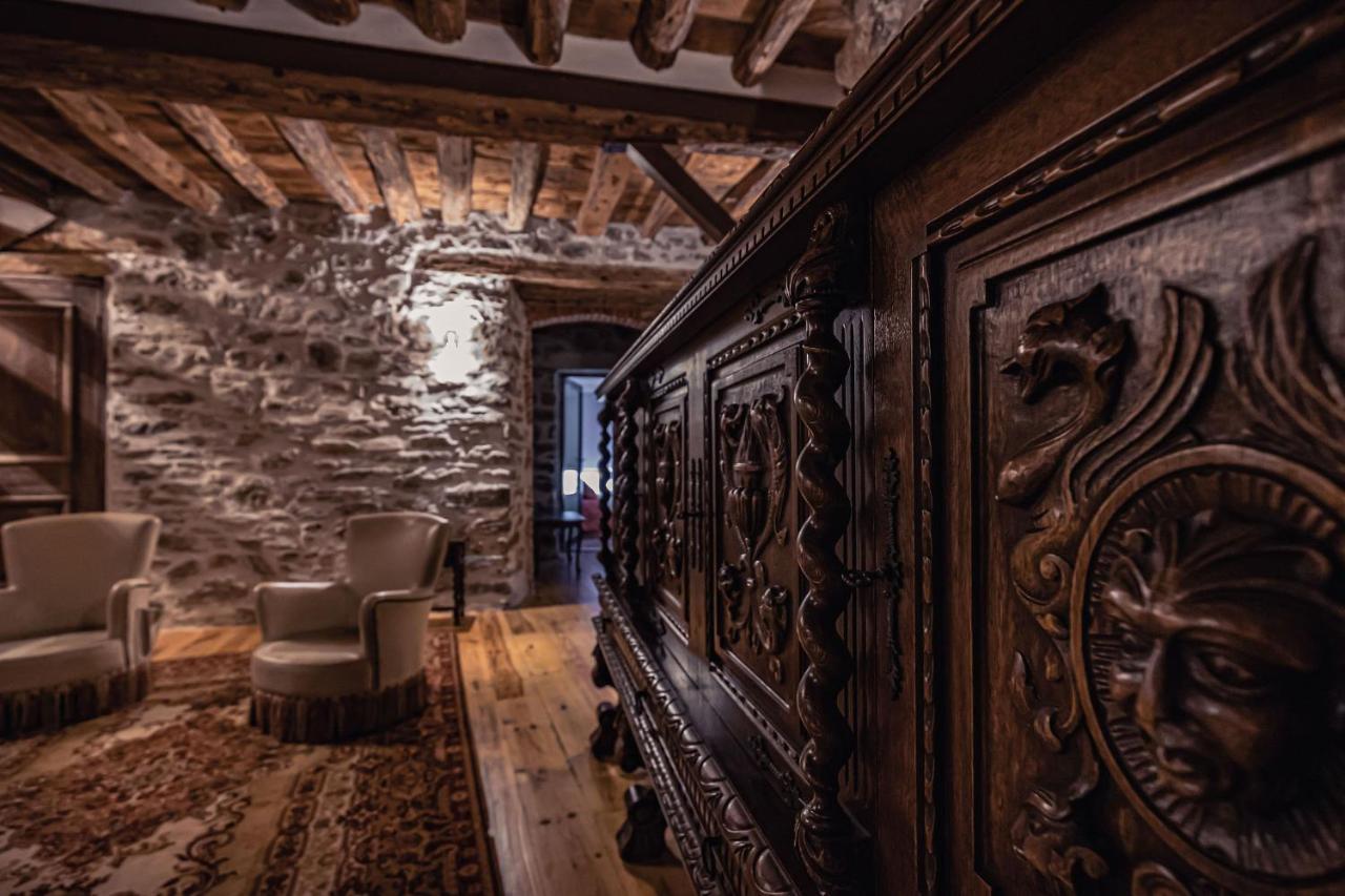 Sundrenched Relais De Poste In Serdinya Exterior foto